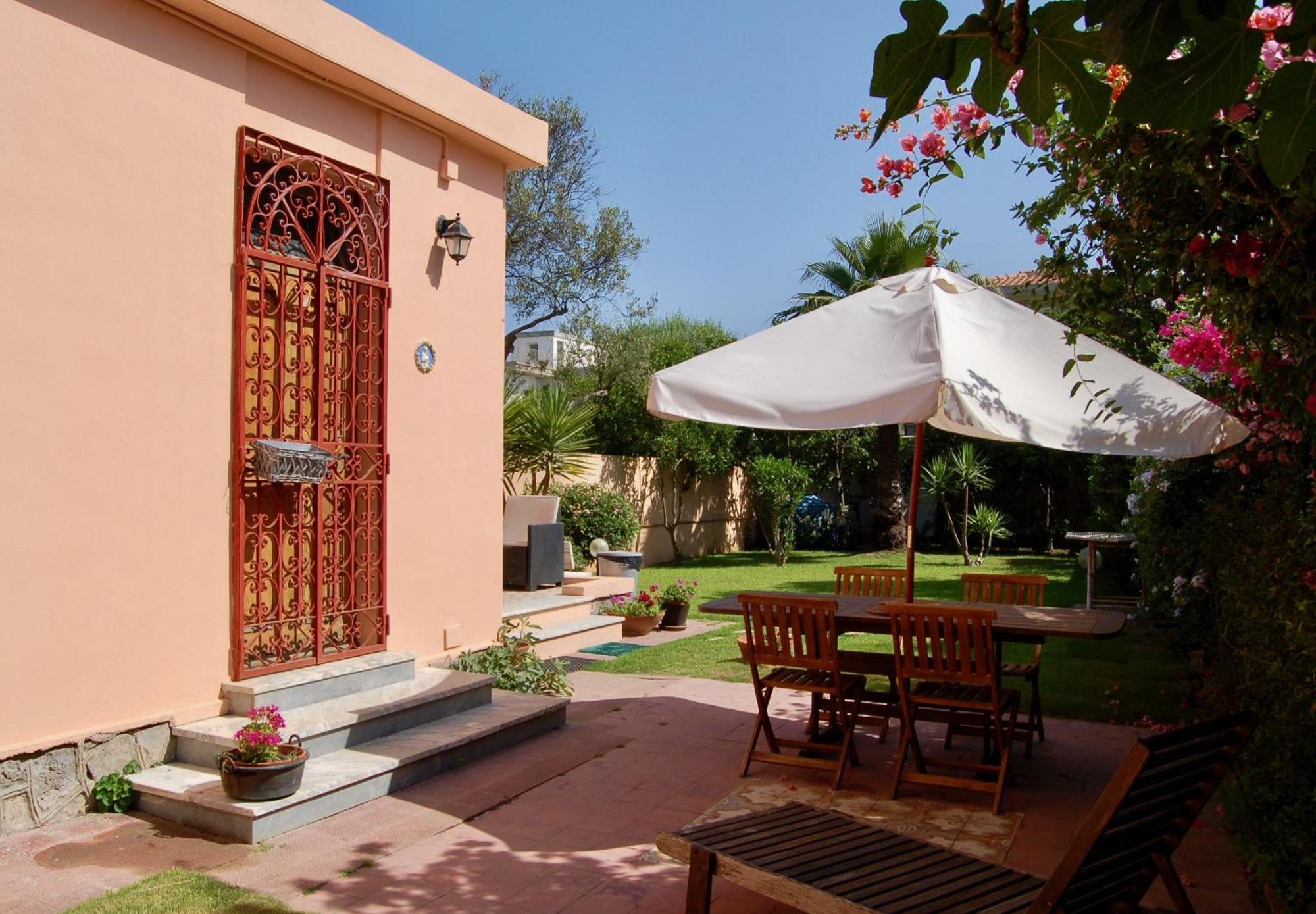 At Fourth Hotel Cagliari Exterior foto